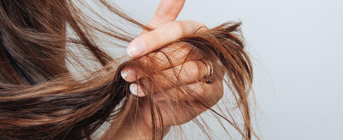 Les hormones ont-elles une influence sur la santé de nos cheveux ?